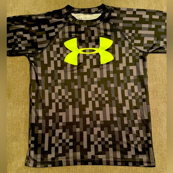 Under Armour Other - Under Armour Tee Shirt